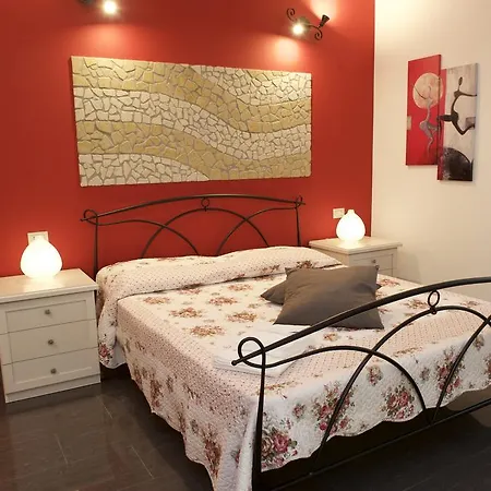 Excellent Apartment In The Center Of Milan 3* גוארדיאגרלה