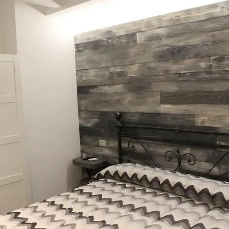 Excellent Apartment In The Center Of Milan Couette-café 3*