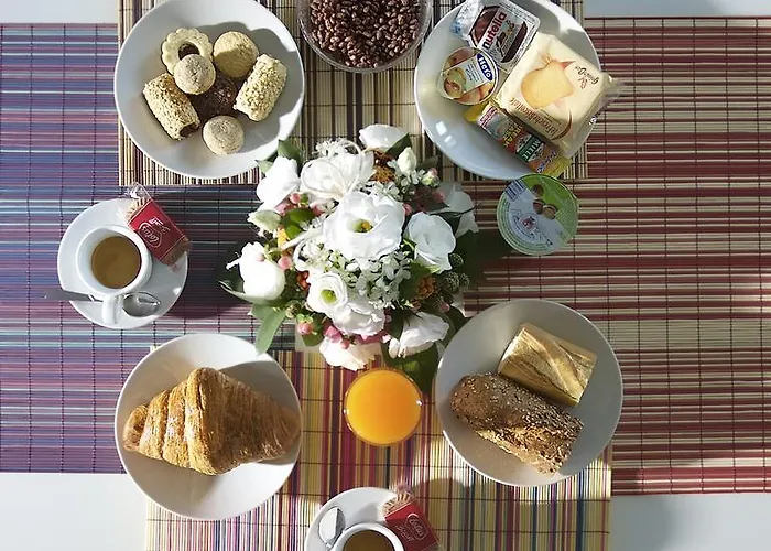 Excellent Apartment In The Center Of Milan Couette-café Guardiagrele